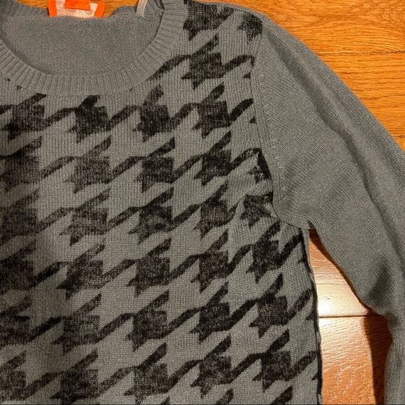 Christopher Fischer , size small, Grey and Black, Cashmere - Picture 6 of 10